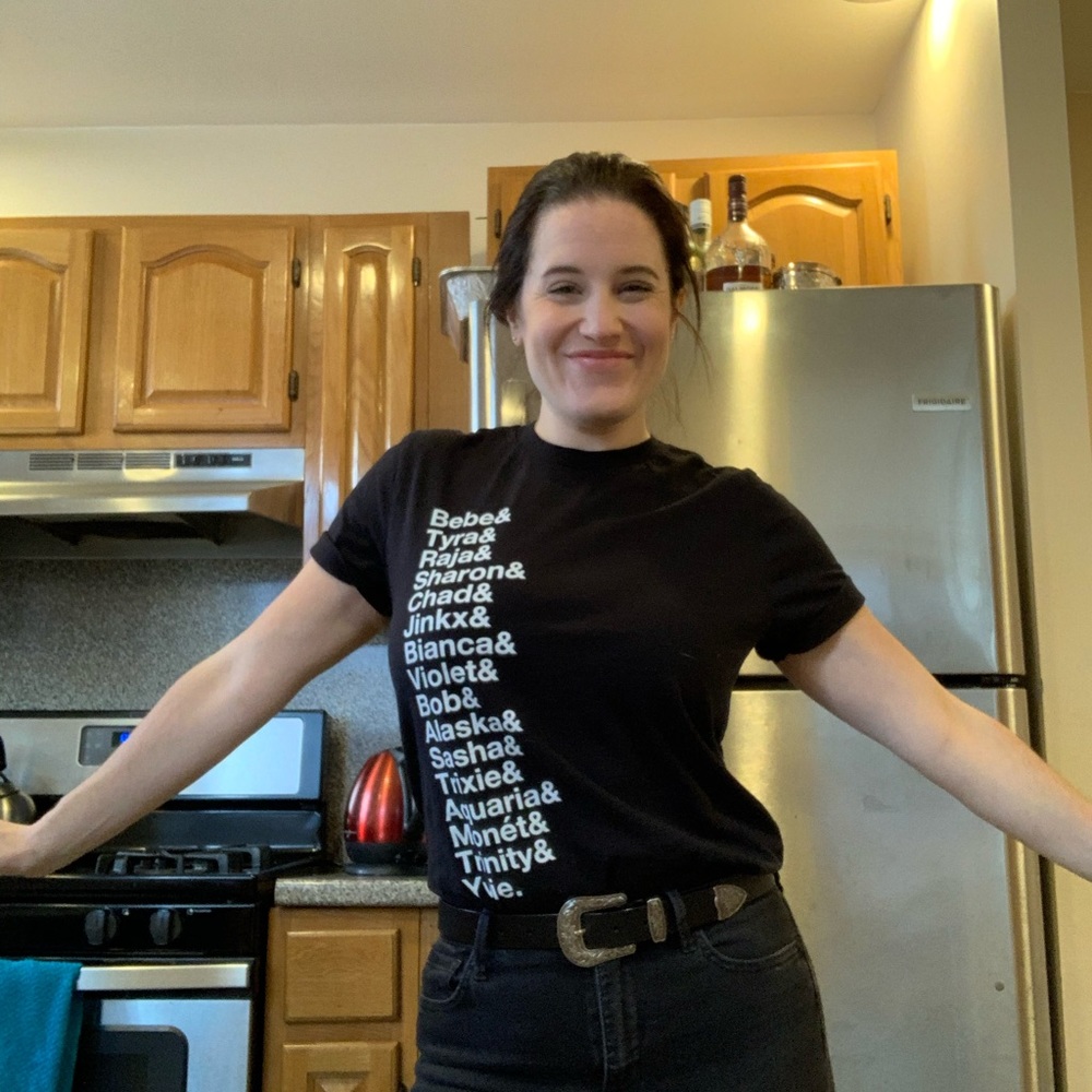 Meet your Posher, Danielle